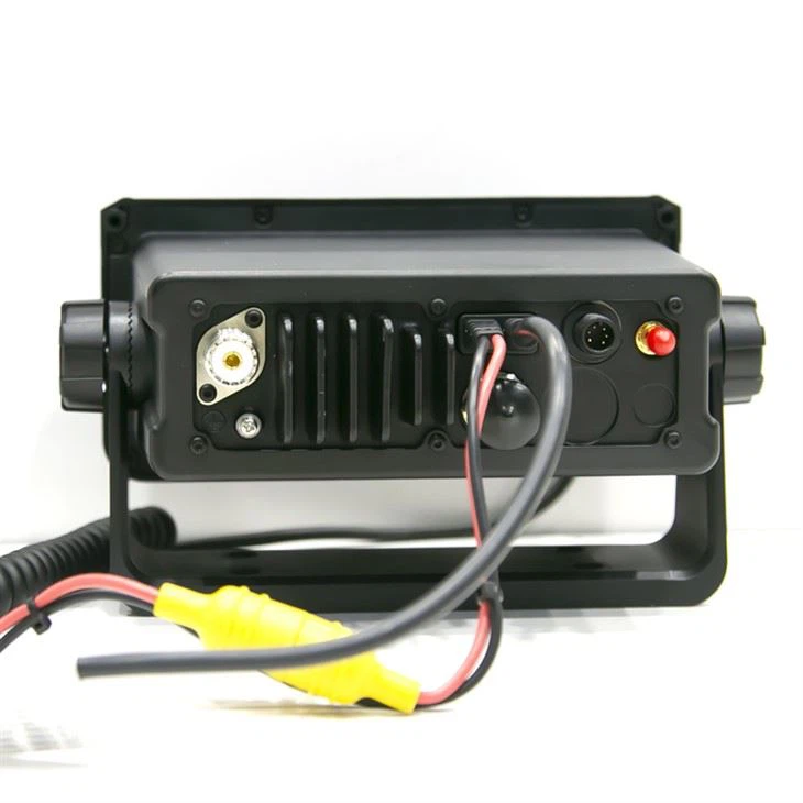 vhf marine transceiver image01